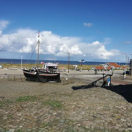 Holiday Emmastraat *